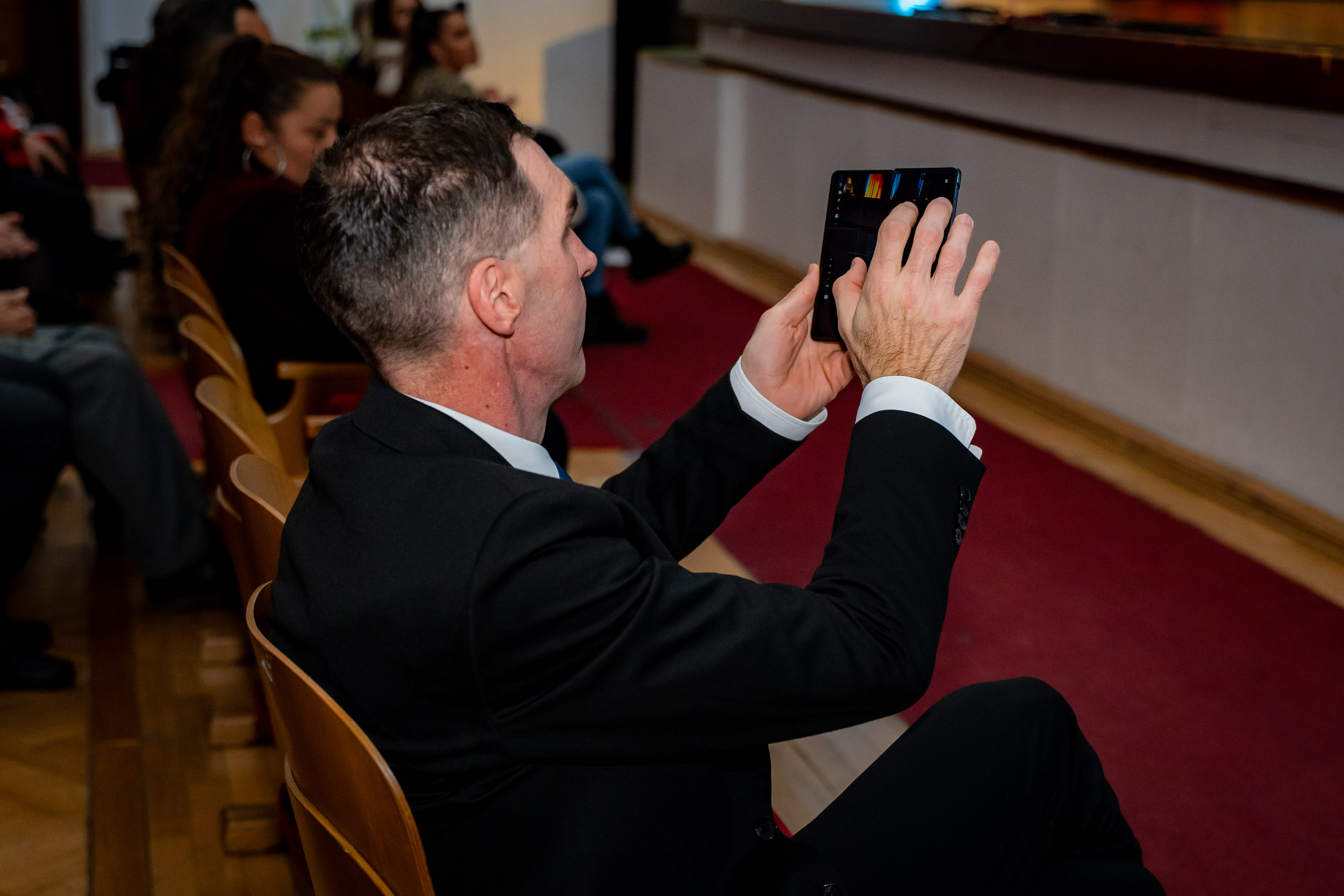 Vecer narodnostnych mensin 